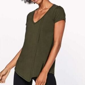 Lululemon Olive Green Split Front Love Tee Top size small